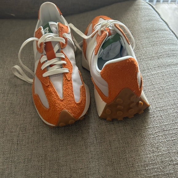 New Balance FIGS - Picture 3 of 5